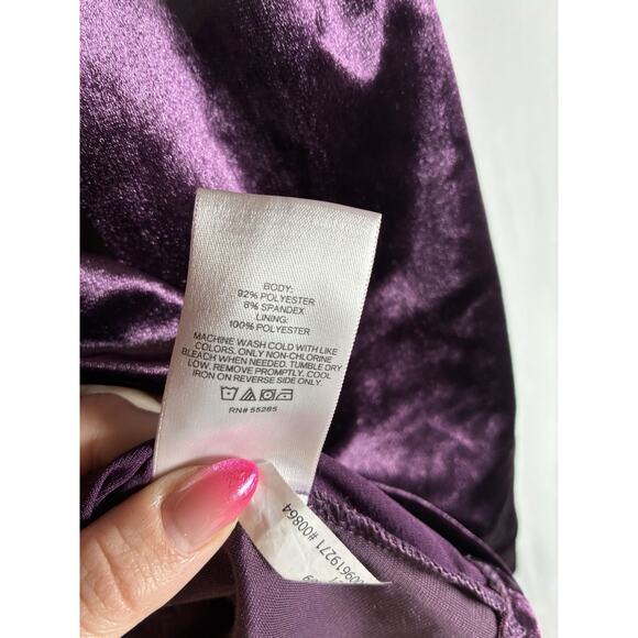 Express Velvet Ruched Crop Top Plum Long Sleeve Sweetheart Size M Dark Coquette - Picture 7 of 9